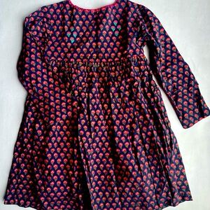 Cute and comfy girls dress, like new!!